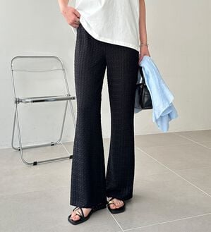 GeeRA（ジーラ）の「レース見えセミフレアイージーパンツ（フルレングスパンツ）」｜詳細画像