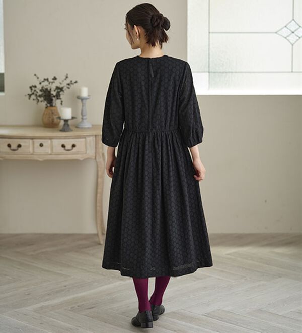 BELLUNA（ベルーナ）の「サークルレースタック使いゆったりワンピース（その他ワンピース）」｜詳細画像