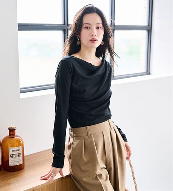 RANAN（ラナン）の「上品ドレープリブロングＴシャツ（カットソー）」｜詳細画像