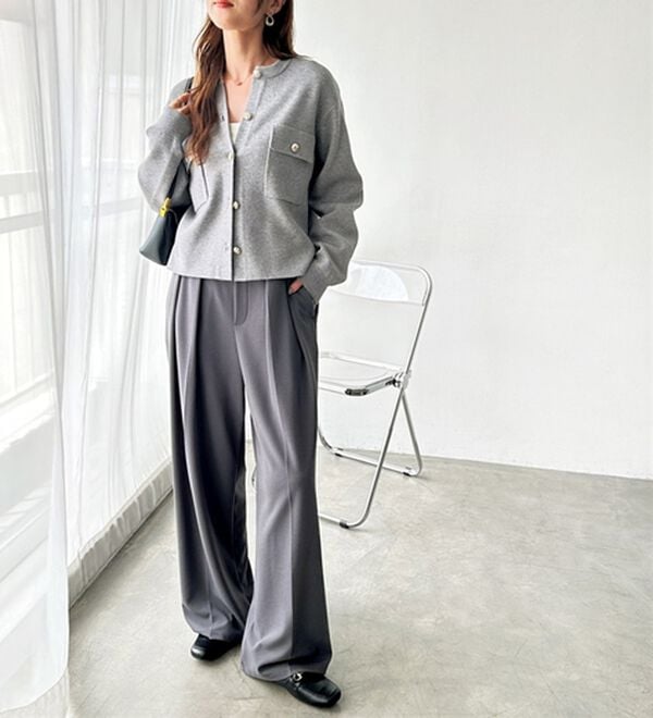 GeeRA（ジーラ）の「ロングシーズン使える！ゴールド調ボタンニットカーデ（ニットカーディガン）」｜詳細画像