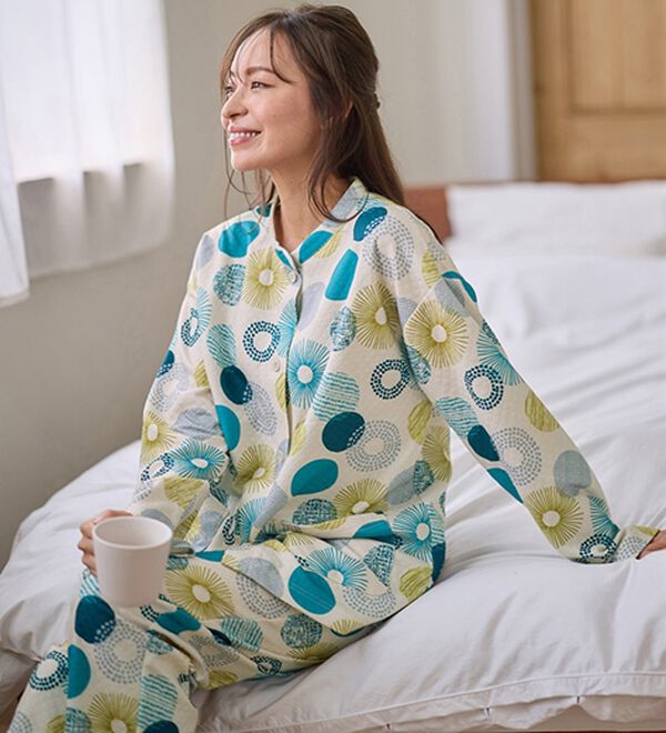 LAVIENNE（ラヴィエンヌ）の「綿入りキルトパジャマ（パジャマ・ルームウェア）」｜詳細画像