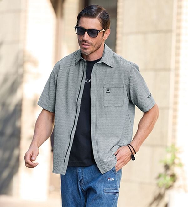 「＜フィラ＞ジップ使いサッカーシャツアンサンブル（メンズシャツ）」｜ギンガムチェック