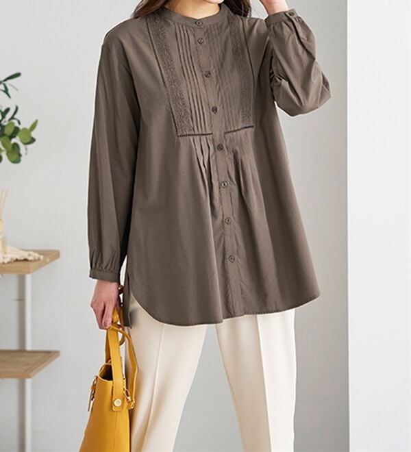 BELLUNA（ベルーナ）の「レース&times;ピンタック使いシャツチュニック（チュニック）」｜詳細画像