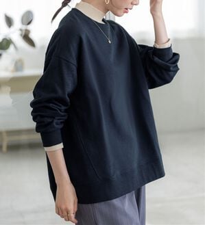 BELLUNA（ベルーナ）の「軽やか綿混！大人サマ見えスウェット（カットソー）」｜ネイビー