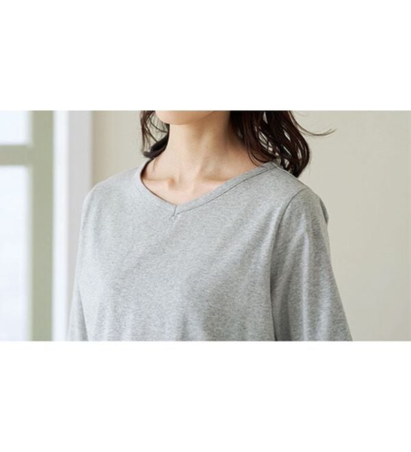 BELLUNA（ベルーナ）の「綿１００％抗菌防臭汗ジミ対策プルオーバー（カットソー）」｜詳細画像