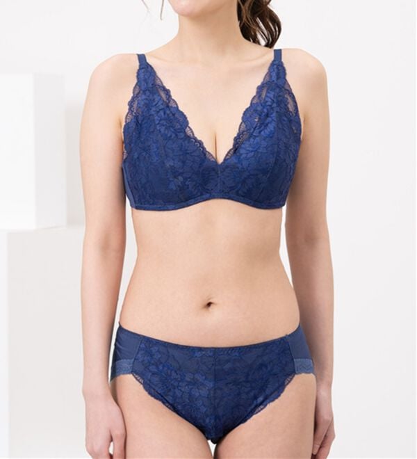 LAVIENNE（ラヴィエンヌ）の「すっぽりフルカップブラ＆ショーツ（ブラジャー＆ショーツセット）」｜詳細画像