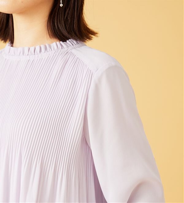BELLUNA（ベルーナ）の「【新色追加】〈セレモニースタイル〉細プリーツデザインブラウス（ブラウス）」｜詳細画像