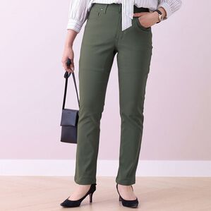 BELLUNA（ベルーナ）の「抗菌防臭！裏起毛美スマートパンツ（フルレングスパンツ）」｜スモーキーグリーン