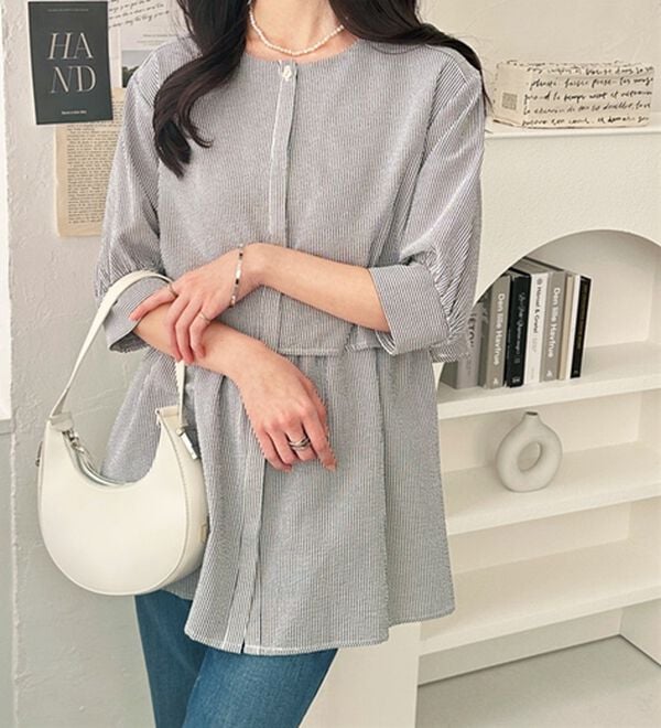 GeeRA（ジーラ）の「【華奢見え】羽織にもなる！ペプラムシャツチュニック（チュニック）」｜詳細画像