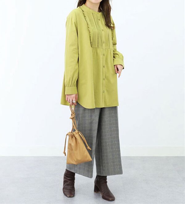 BELLUNA（ベルーナ）の「フリル使いピンタックシャツチュニック（チュニック）」｜詳細画像