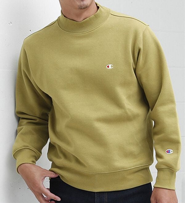 「＜チャンピオン＞モックネック裏起毛トレーナー（メンズトレーナー）」｜カーキ