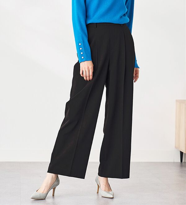 BELLUNA（ベルーナ）の「サマ見え！美脚タック使いワイドパンツ（ワイドパンツ・ガウチョ）」｜黒