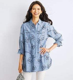 BELLUNA（ベルーナ）の「花柄刺しゅう袖リボンシャツチュニック（チュニック）」｜ストライプ系
