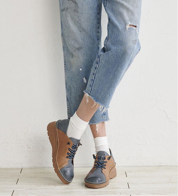 ルフラン（ルフラン）の「アビータ　足に優しい４Ｅ牛革配色シューズ（スニーカー）」｜詳細画像