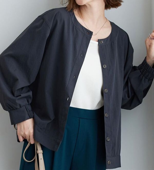 BELLUNA（ベルーナ）の「ビンテージ調ボタンデザインブルゾン（その他ジャケット）」｜詳細画像