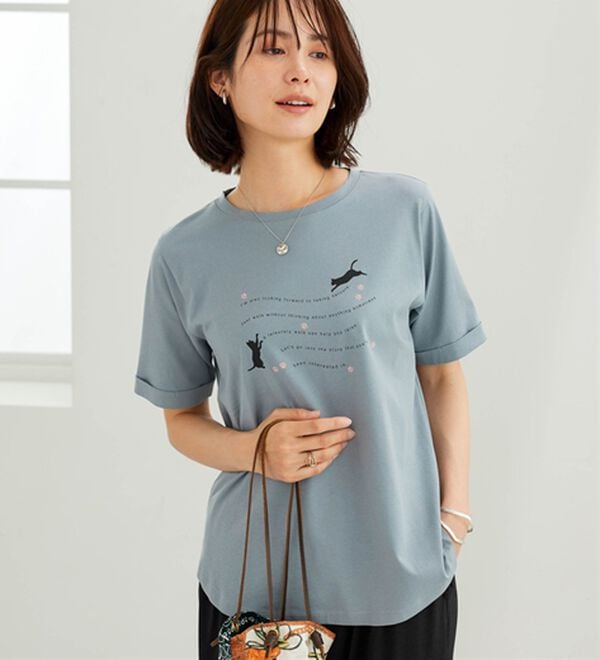 BELLUNA（ベルーナ）の「綿１００％着映えネコ柄プリントＴシャツ（Tシャツ）」｜詳細画像