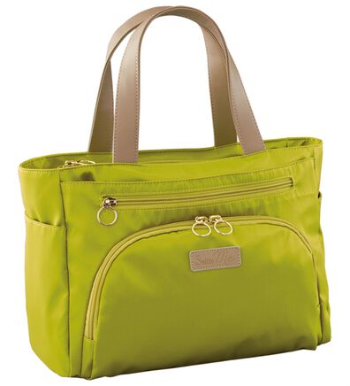 BELLUNA（ベルーナ）の「＜Ｓｏｉｔｔｏ　Ｍｅ＞３層式軽量手提げ（ハンドバッグ）」