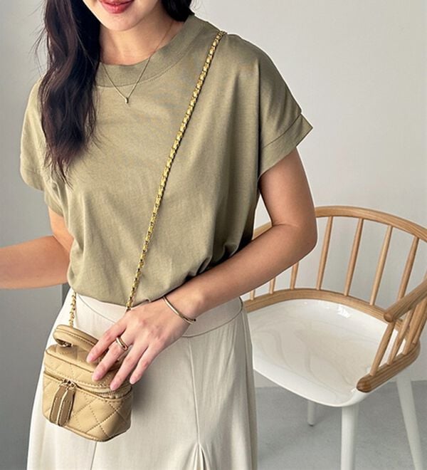 GeeRA（ジーラ）の「綿１００％フレンチスリーブチュニックＴシャツ（カットソー）」｜詳細画像