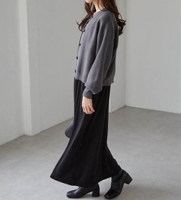 RANAN（ラナン）の「畦ニットカーデ&times;ベロアキャミワンピ（ロングワンピース）」｜詳細画像