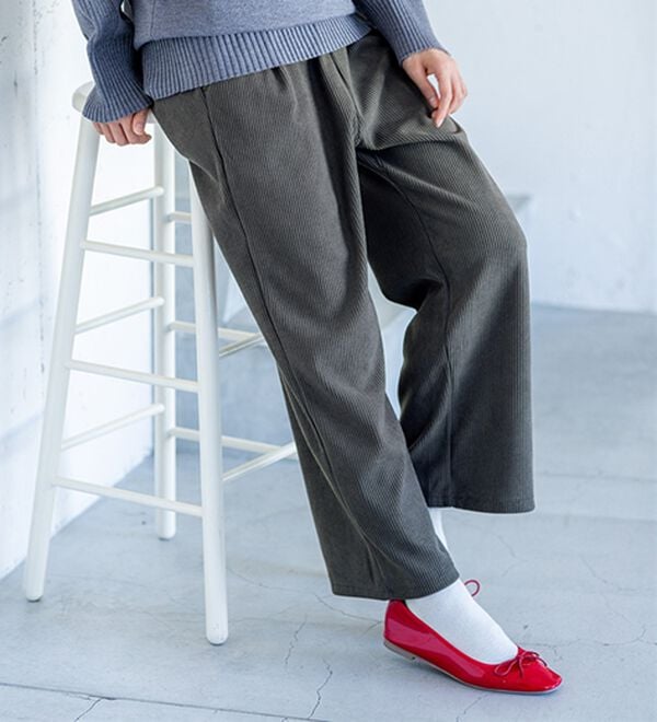 BELLUNA（ベルーナ）の「なめらか裏ベロアコーデュロイワイドパンツ（ワイドパンツ・ガウチョ）」｜詳細画像