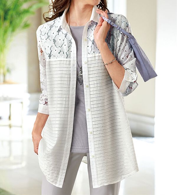 BELLUNA（ベルーナ）の「シアーボーダー素材レース切替ブラウス（ブラウス）」｜詳細画像