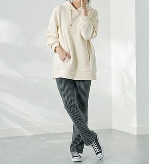 BELLUNA（ベルーナ）の「まるではく毛布！静電防止付裏ファーイージーパンツ（フルレングスパンツ）」｜千鳥