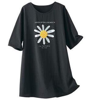 BELLUNA（ベルーナ）の「パールビーズ使いお花プリントＴシャツ（チュニック）」｜黒