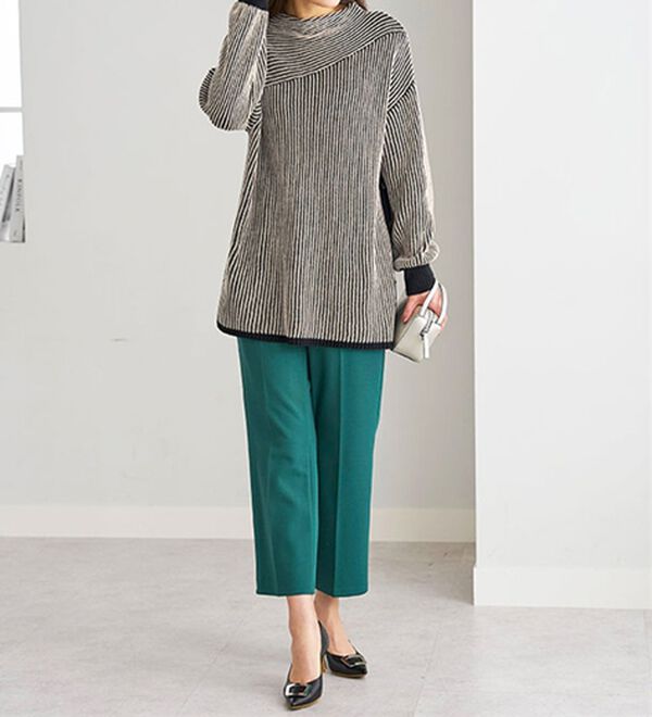 BELLUNA（ベルーナ）の「ボタン使いストライプジャカード切替ニットチュニック（チュニック）」｜詳細画像