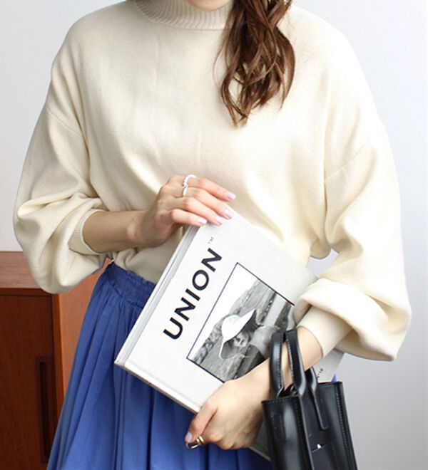 GeeRA（ジーラ）の「ボタン付モチモチニットトップス（ニット・セーター）」｜詳細画像