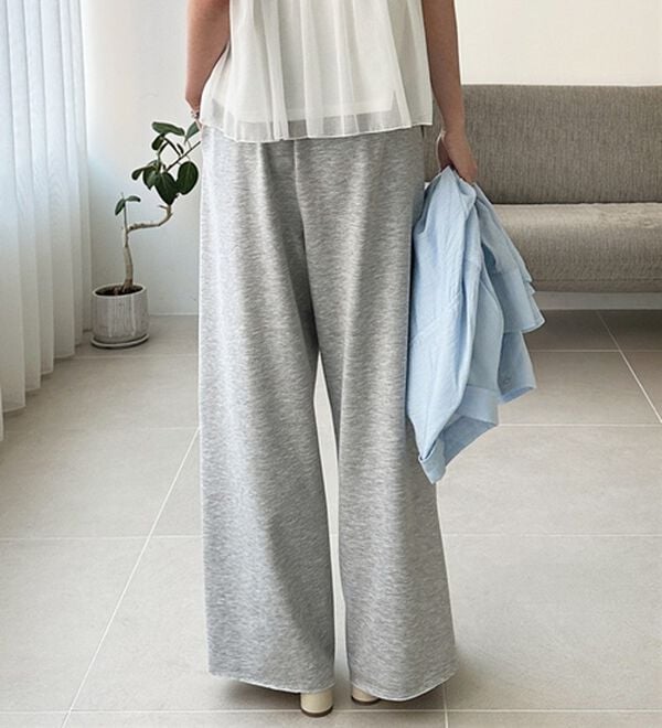 GeeRA（ジーラ）の「とろみイージーワイドピンタックパンツ（フルレングスパンツ）」｜詳細画像