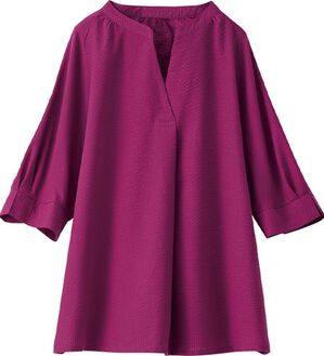 BELLUNA（ベルーナ）の「サッカー素材スキッパーブラウス（ブラウス）」｜ラズベリー