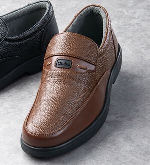 「日本製こだわり仕様のゆったり幅広快適シューズ（ビジネスシューズ）」｜ブラウン