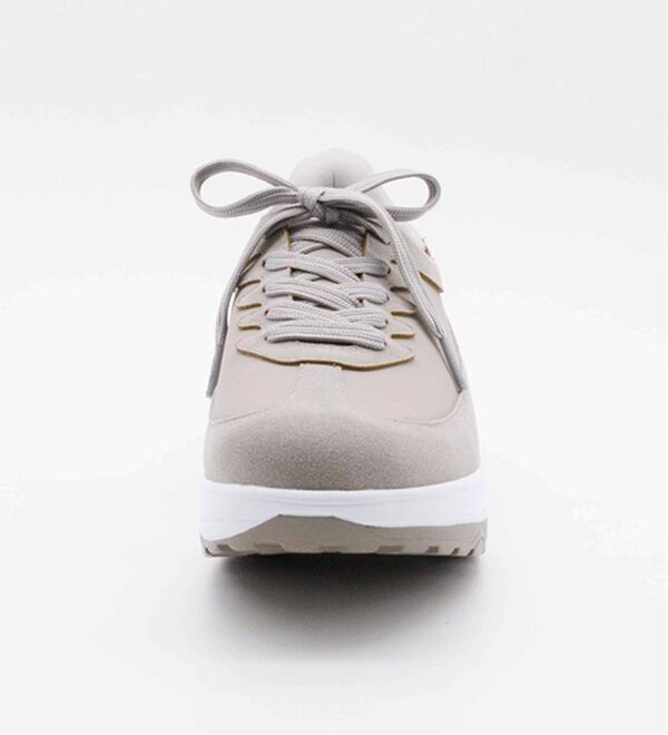 BELLUNA（ベルーナ）の「＜キナー＞さっと履ける！牛床革ローリングソールシューズ（スニーカー）」｜詳細画像