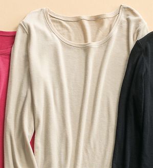LAVIENNE（ラヴィエンヌ）の「カシミヤ入りクルーネックプルオーバー（肌着・インナーウェア）」｜アイボリー