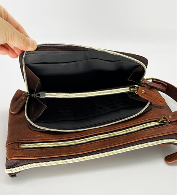 「＜ゴールデンベア＞多機能で便利なコンパクトショルダー（メンズショルダーバッグ）」｜詳細画像