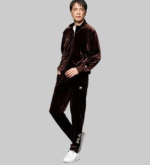 「＜フィラ＞大人の艶！ベロアトラックスーツ（ビジネススーツ）」｜詳細画像