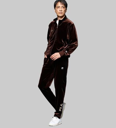 「＜フィラ＞大人の艶！ベロアトラックスーツ（ビジネススーツ）」