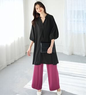 alotta（アロッタ）の「パフ袖とろみブラウスチュニックワンピース（チュニックワンピース）」｜ブラック