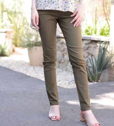 A HAPPY MARILYN（アハッピーマリリン）の「【Ｍ～８Ｌ】【選べる丈】のび～る ストレッチ ツイル 魔法の 美脚レギンスパンツ（スリム・スキニーパンツ）」