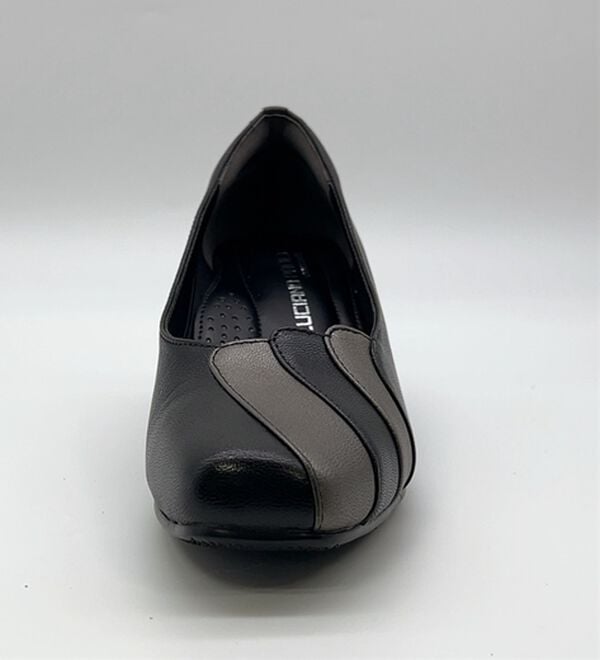 BELLUNA（ベルーナ）の「４Ｅ山羊革フラワーカットウェッジパンプス（パンプス）」｜詳細画像