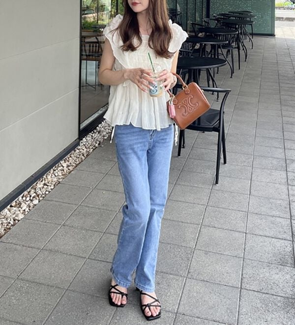 GeeRA（ジーラ）の「フリルシャーリングブラウス（ブラウス）」｜詳細画像