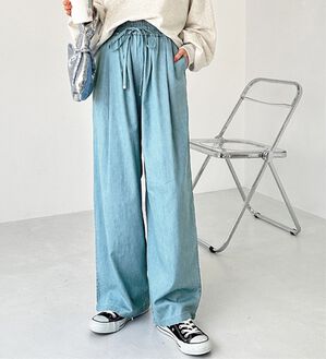 GeeRA（ジーラ）の「【接触冷感】穿いて感激！キレイ見えする楽ちんワイドデニムパンツ（ワイドパンツ・ガウチョ）」｜サックス