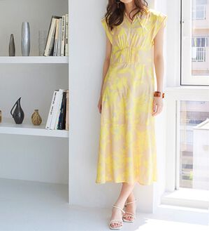 RANAN（ラナン）の「ウエストタック衿付ワンピース（その他ワンピース）」｜ベージュ系花柄