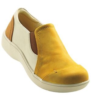 BELLUNA（ベルーナ）の「＜ＭＯＺ＞配色デザインスリッポンシューズ（スリッポン）」｜イエロー