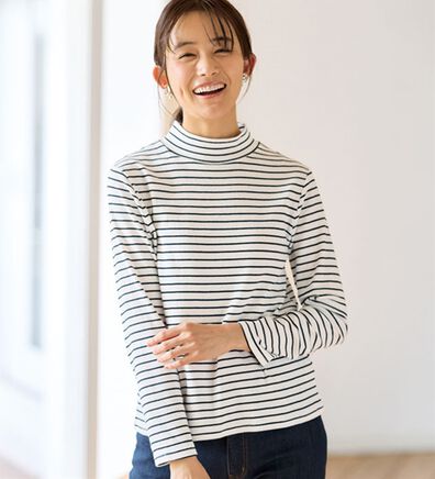 BELLUNA（ベルーナ）の「綿混リブハイネックプルオーバー（カットソー）」