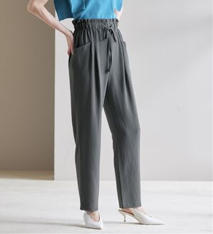 RANAN（ラナン）の「リラックスタックテーパードパンツ（フルレングスパンツ）」｜チャコール
