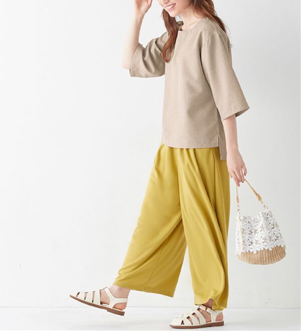 Viola e Viola（ヴィオラ エ ヴィオラ）の「麻調ゆるシルエット７分袖ブラウス（ブラウス）」｜グレージュ