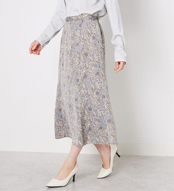 BELLUNA（ベルーナ）の「艶やかプリント切替フレアースカート（ロングスカート）」｜詳細画像