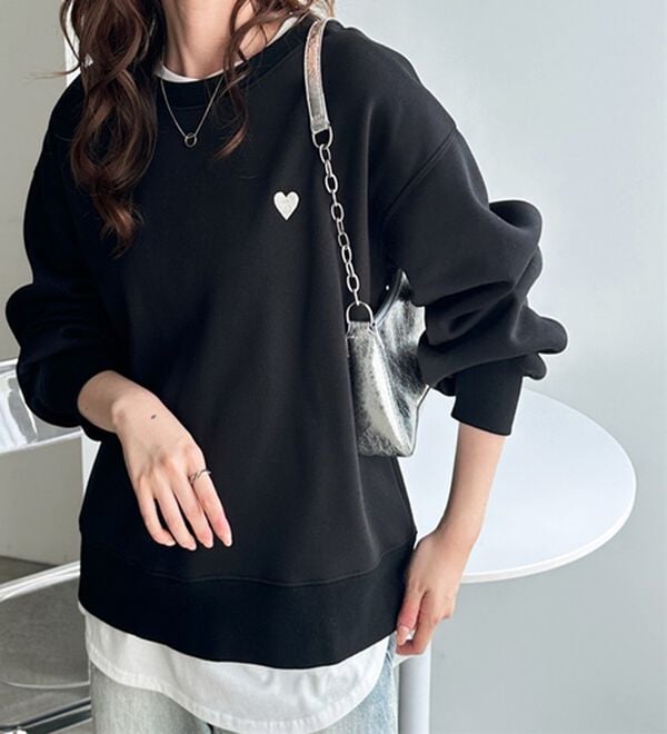 GeeRA（ジーラ）の「ロゴ＆ハート刺しゅう裏起毛スウェット（トレーナー・スウェット）」｜詳細画像