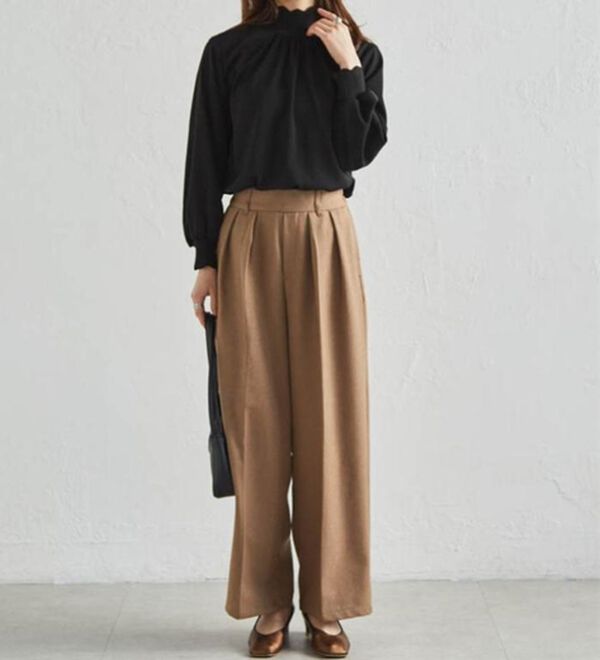 RANAN（ラナン）の「スカラップリブニット使いブラウス（ブラウス）」｜詳細画像